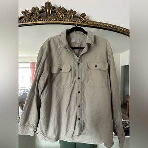 Men’s Everlane Shirt